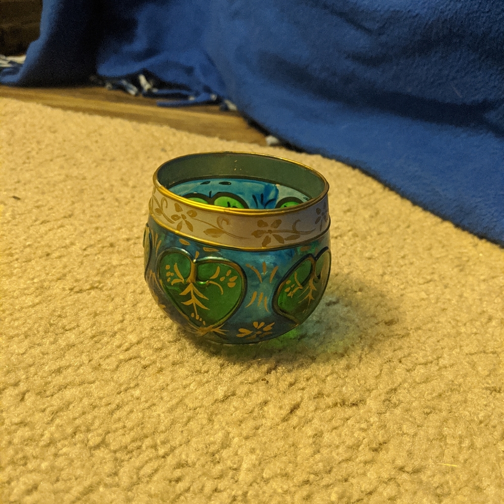 Blue/Green Tea Light